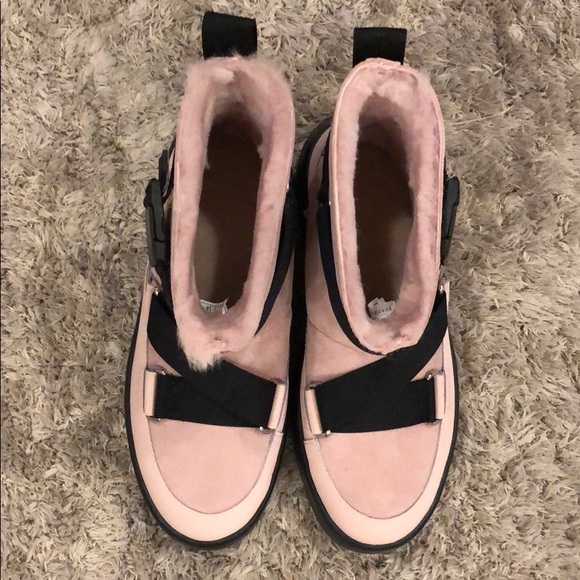 UGG Classic Boom Buckle Suede Leather Boot NWT - Picture 2 of 11